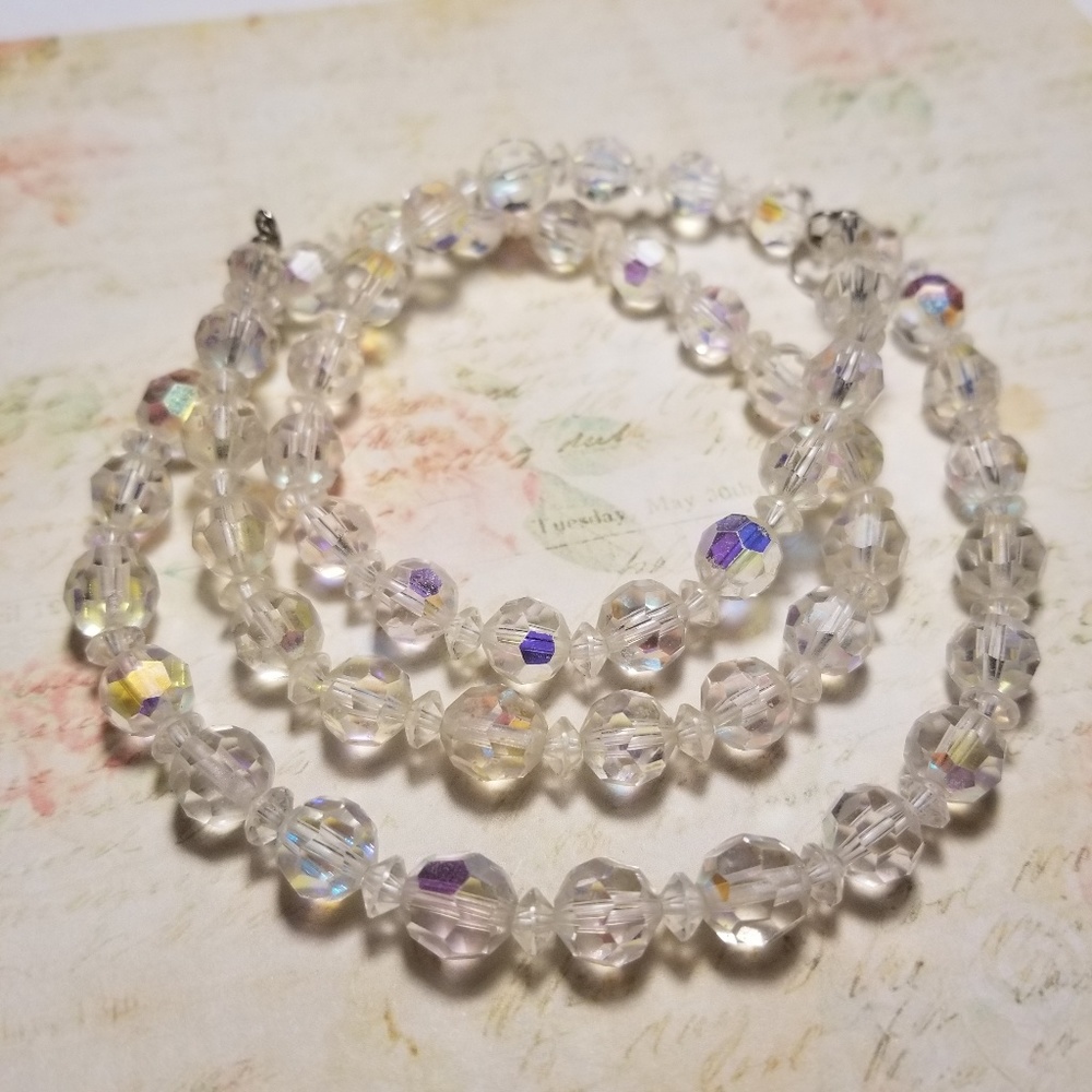 Gorgeous VTG Aurora Borealis Crystal Necklace - Picture 6 of 6
